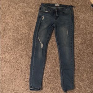 GOGO USA JEANS size 25